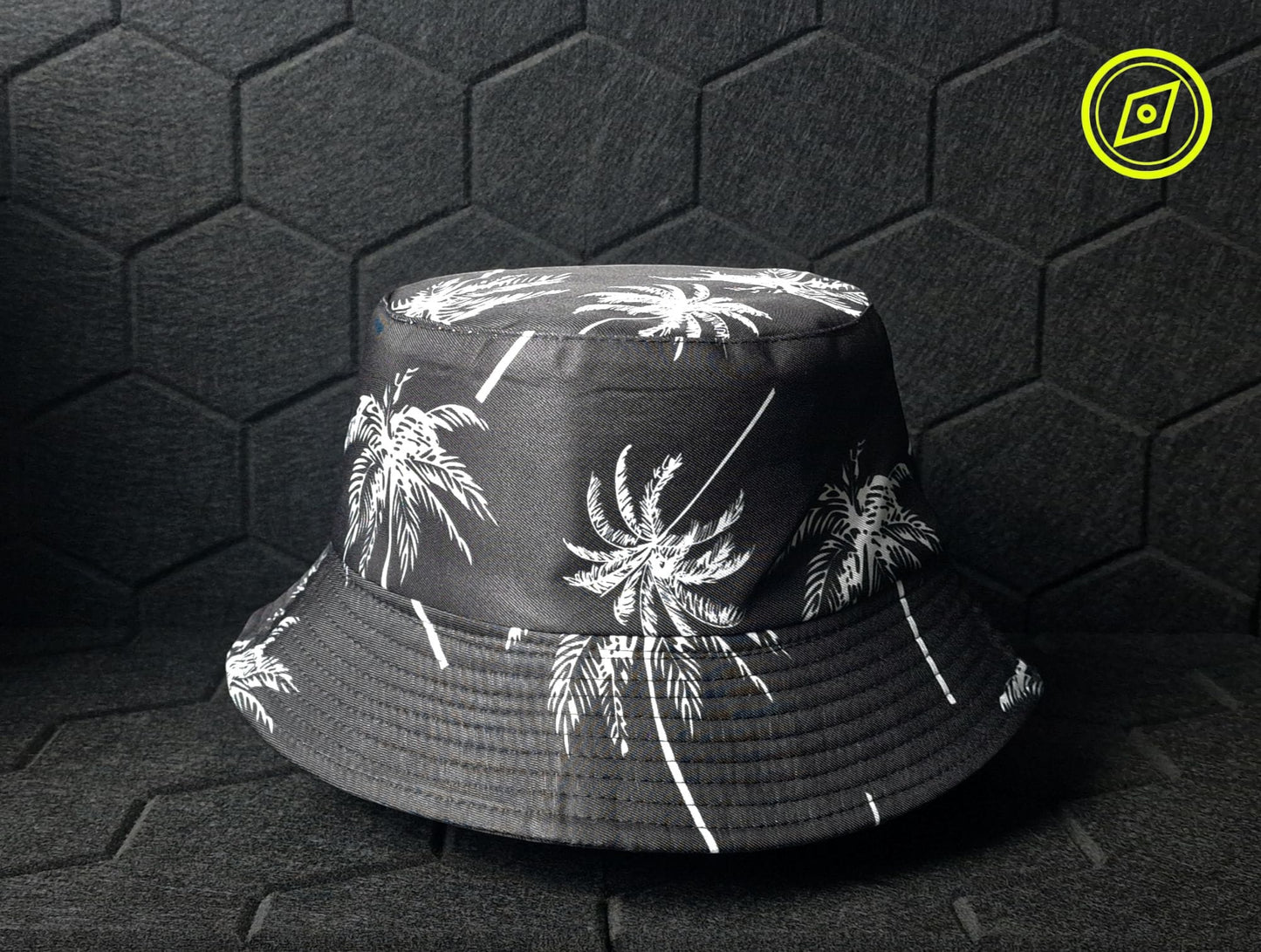 Buckethat white palm